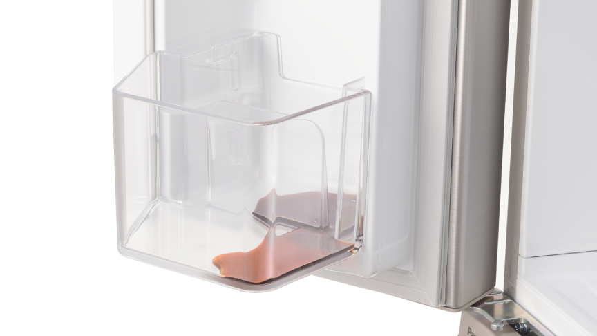 ドアポケットの画像です。ボックス式のドアポケットなので、液ダレしにくいことを表した画像です。