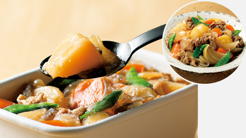 画像：肉じゃがをスプーンですくっている写真