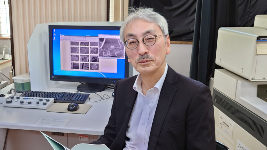 京都大学松村康生特任教授の写真です。