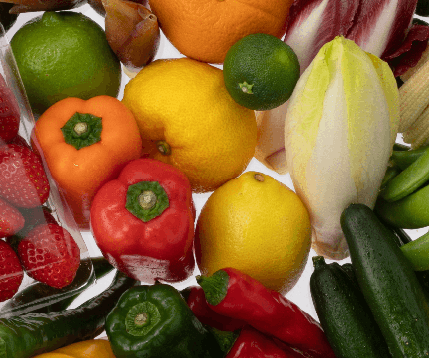 野菜室が真ん中・Wシャキシャキ野菜室プラス