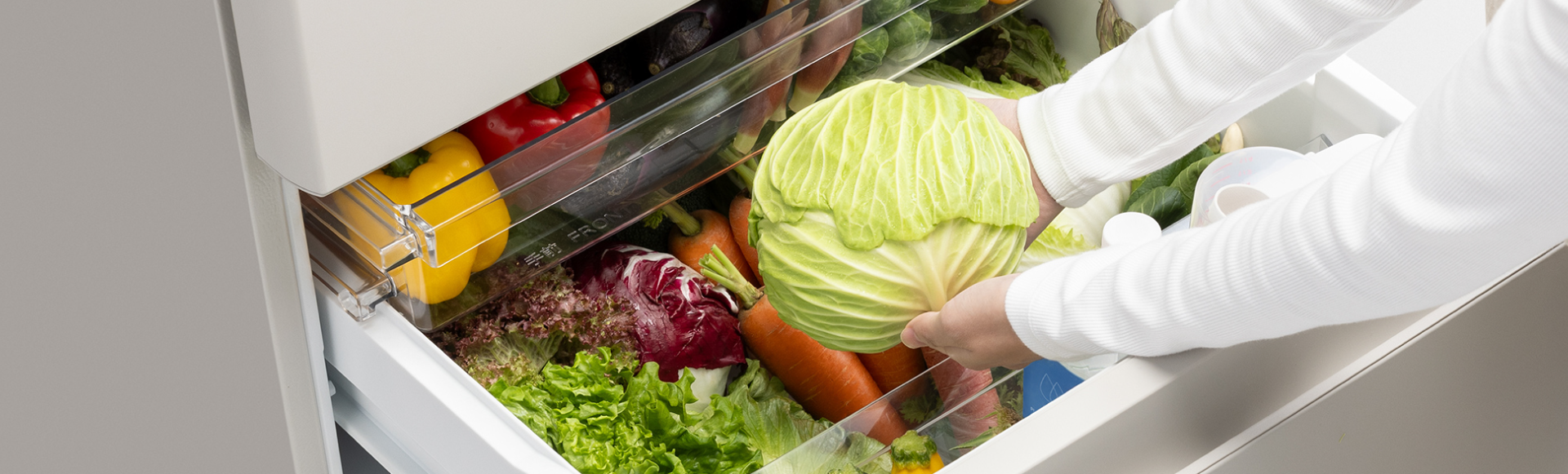 野菜室が真ん中冷蔵庫 | 冷蔵庫 | Panasonic