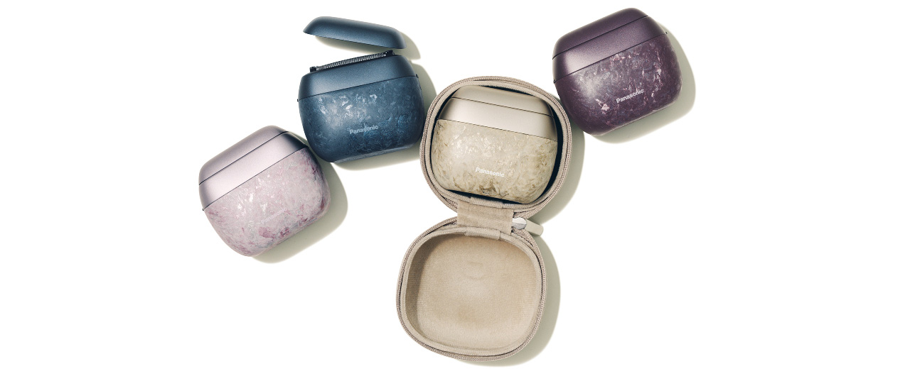 写真：ラムダッシュ パームイン［右から］ES-PV70-V（紫）、ES-PV70-N（金）、ES-PV70-NA（藍）、ESPV70-P（桜）