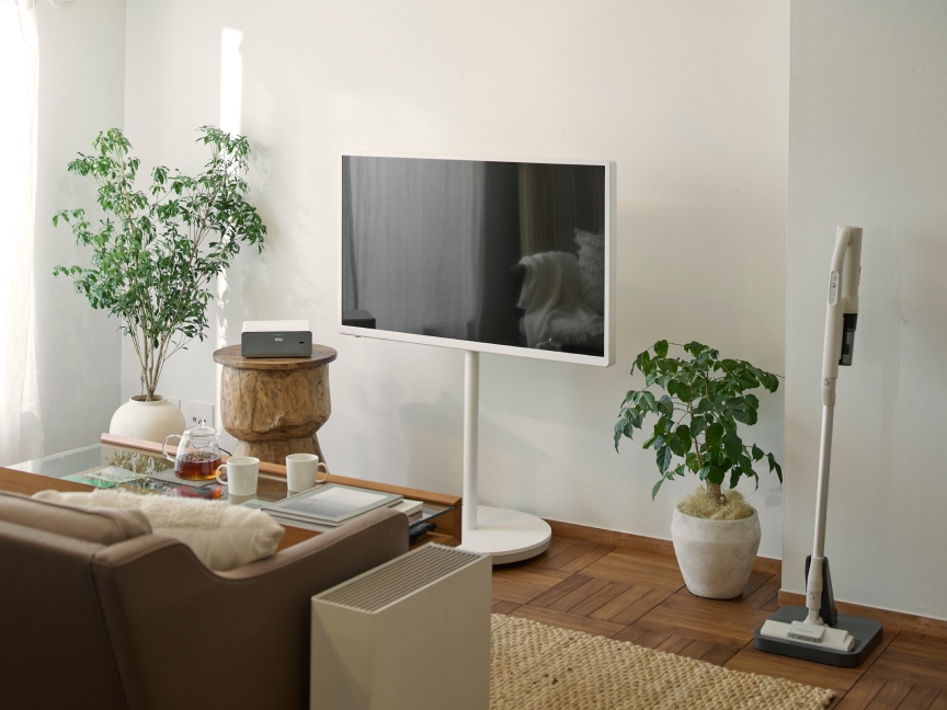 写真：白 リビング Living 