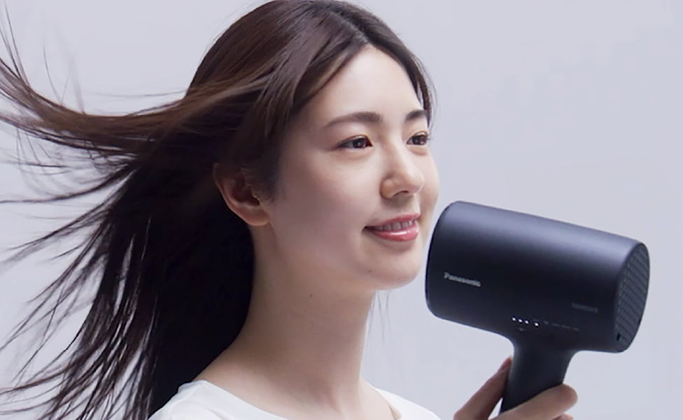 ナノケアシリーズ史上 最大風量でうるおうのに、速乾。