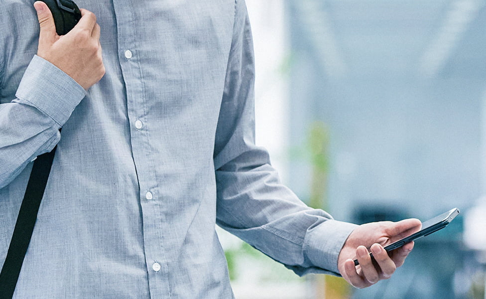 お米と水の計量から炊飯まで「全自動」。仕事の合間にも外出先でも、すぐに炊飯を始められる。