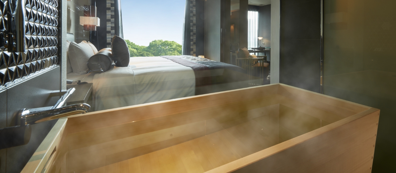 ベッドルームと浴室の画像です。