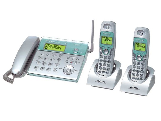 写真：コードレス電話機（子機２台付き） VE-GP02DW-S（シルバー）
