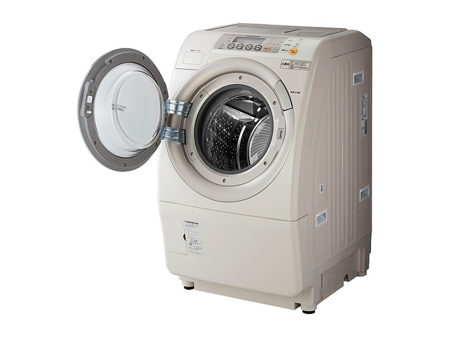 写真：洗濯乾燥機<左開きタイプ> NA-VR2500L-N（ノーブルシャンパン）