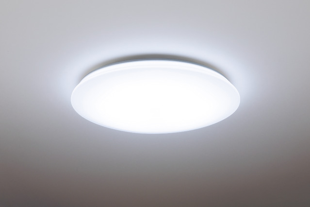 写真：LEDシーリングライト HH-CE1833A