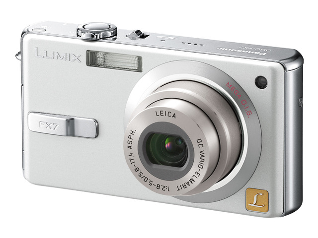 【美品】Panasonic　LUMIX  DMC-FX7　 デジカメ
