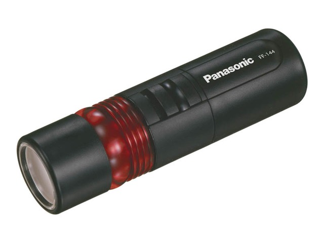 写真：クセノンマグネットライト(単3電池4個) FF-144P