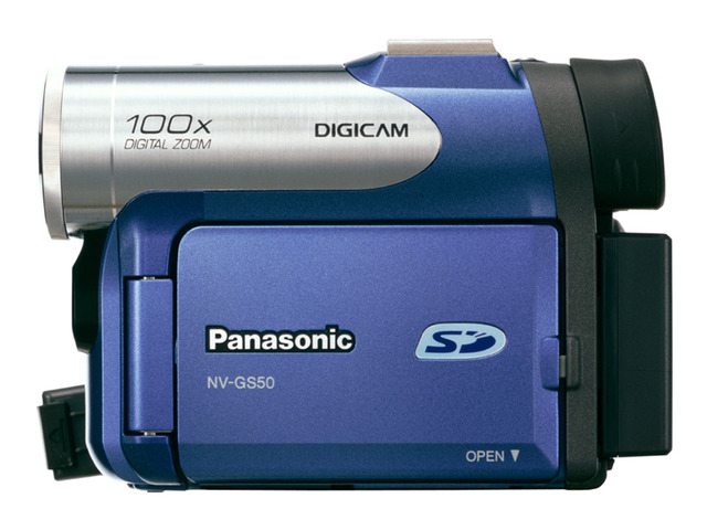 写真：デジタルビデオカメラ NV-GS50K-A（ブルー）