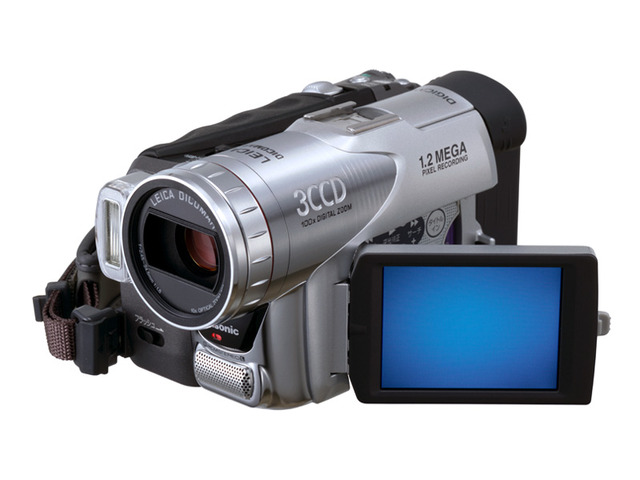 写真：デジタルビデオカメラ NV-GS70K-S（シルバー）