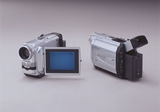 写真：デジタルビデオカメラ NV-DS88K