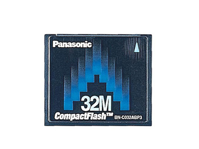 写真：コンパクトフラッシュカード（３２ＭＢ） BN-C032ABP3