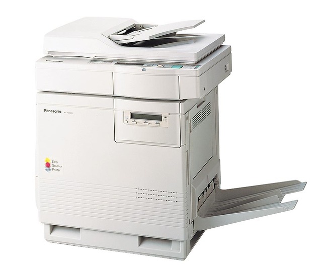 写真：カラースキャナープリンター KX-PS8000-N1